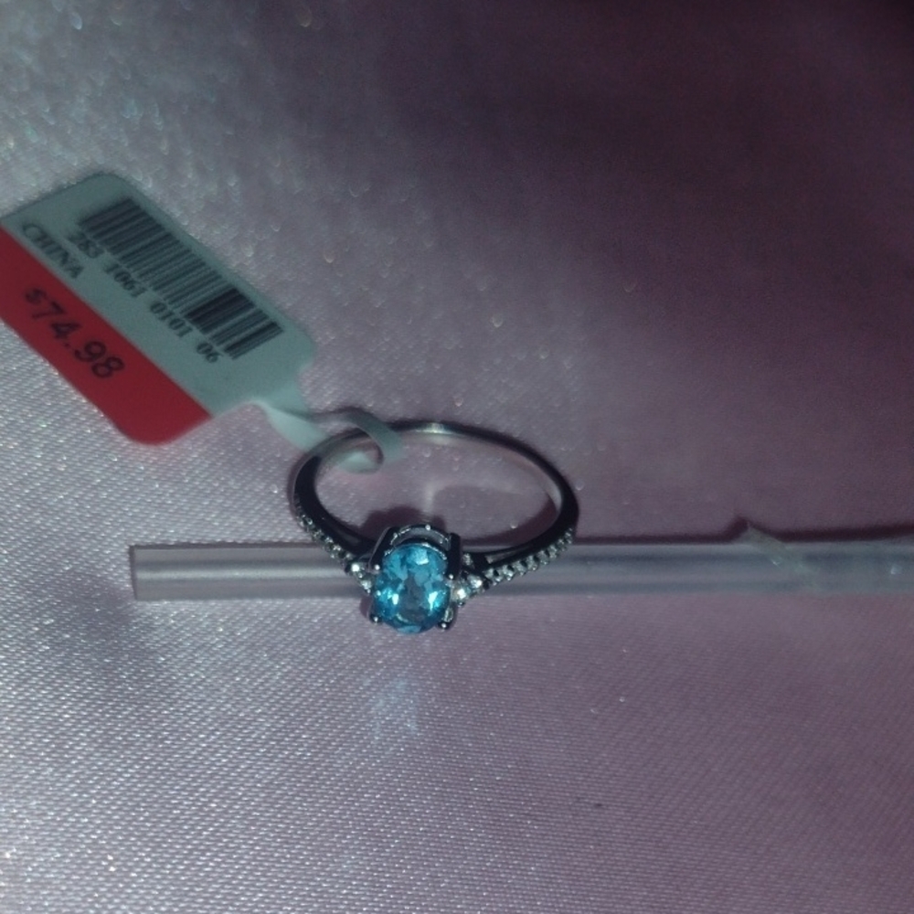 Elegant Silver Blue Gemstone Ring